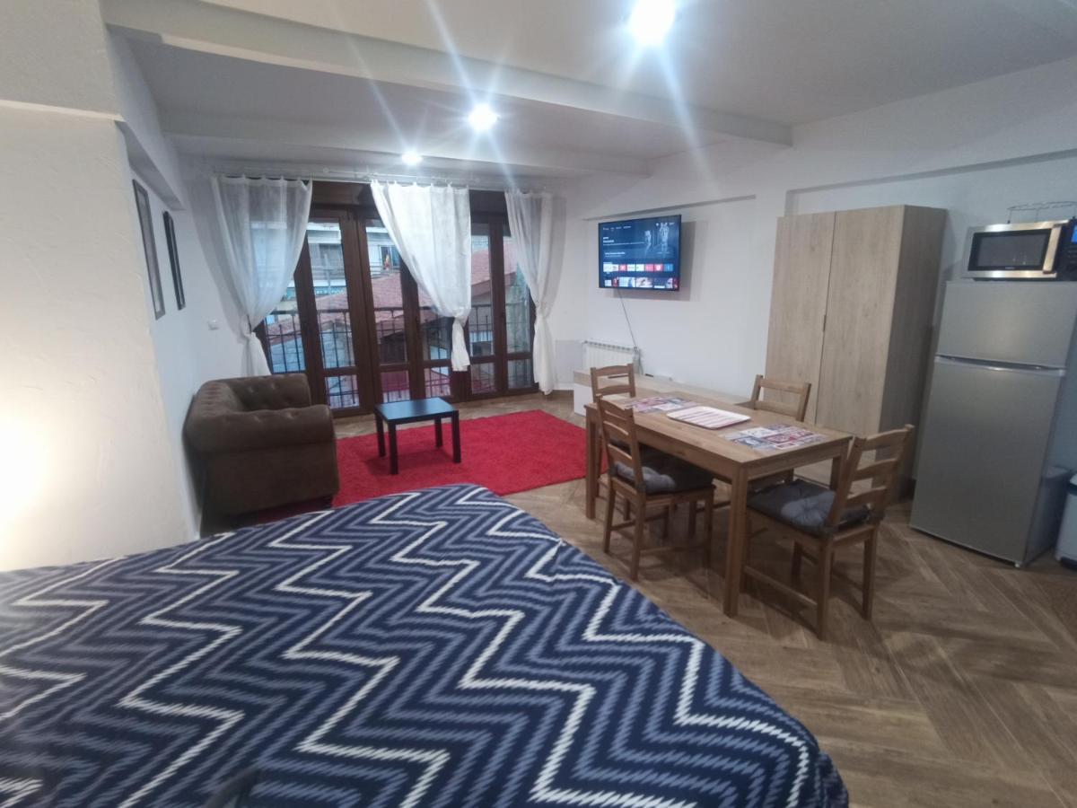 Apartamento De Lujo En La Sierra Becerril de la Sierra Exterior photo