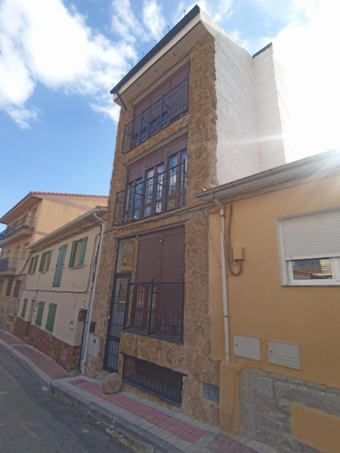 Apartamento De Lujo En La Sierra Becerril de la Sierra Exterior photo